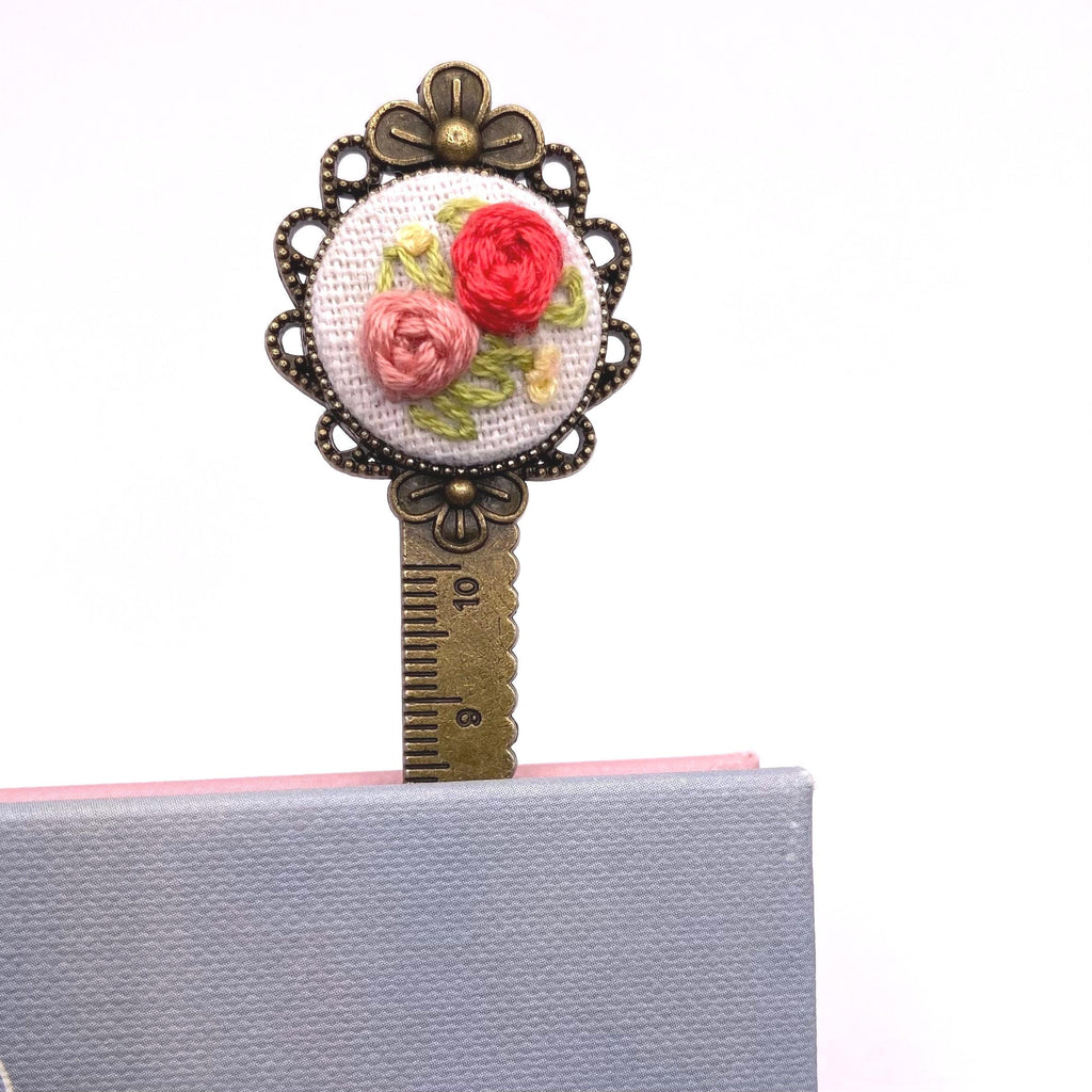 Handmade Fabric Bookmark Ruler – Embroidered Floral Design, Reading Accessory
