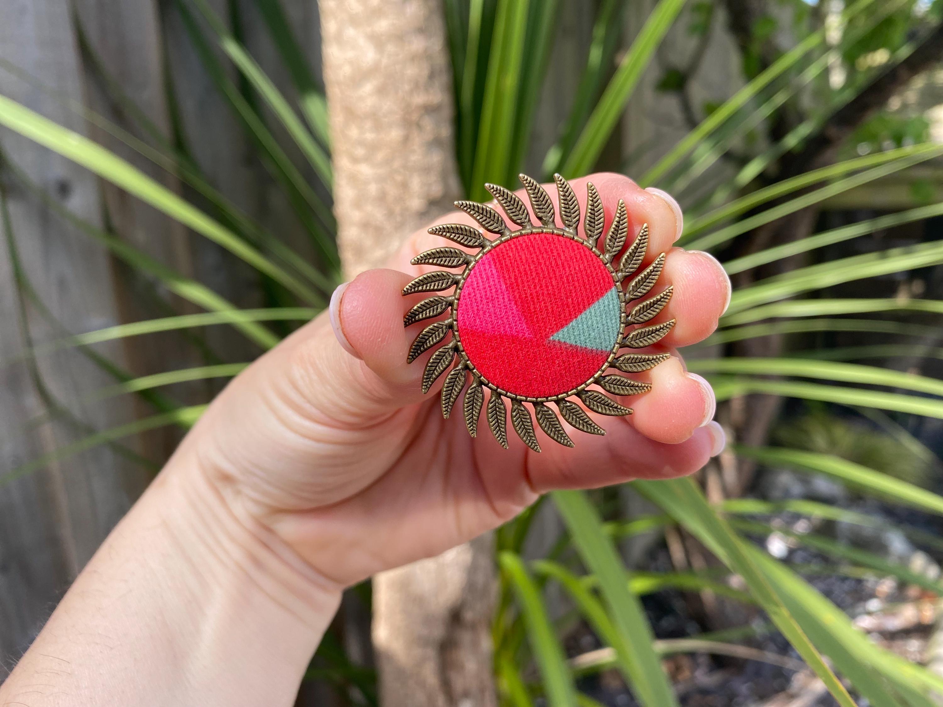 Upcycled Fabric Brooch: Handmade Brass-Style Pin